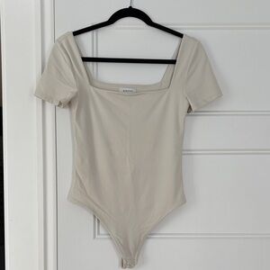 Babaton Contour Pearl Mate Square Neck Bodysuit